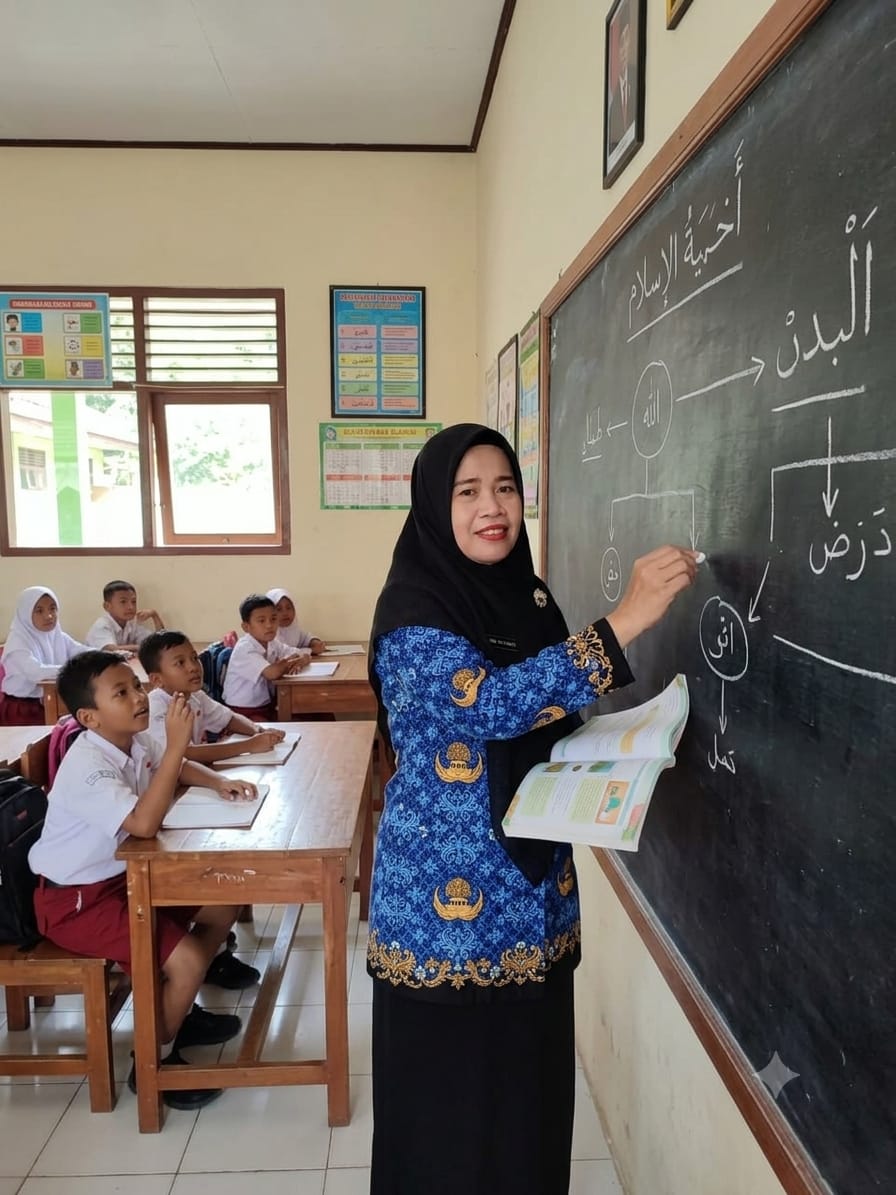 Nova Sari Siregar, S.Pd