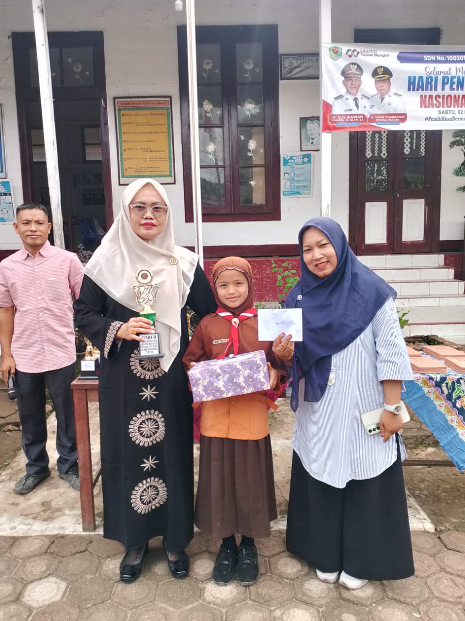 SDN NO.100301 PARGARUTAN Gelar Pentas Seni dan Kreativitas Siswa